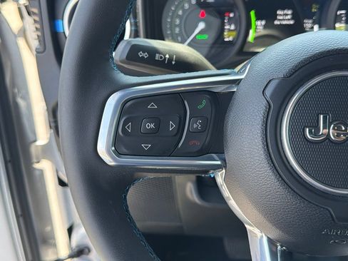 Used 2024 Jeep Wrangler High Altitude AWD/4WD image 25