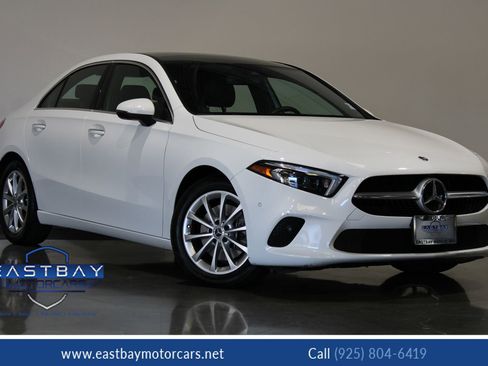 Used 2022 Mercedes-Benz A 220 4MATIC image 1