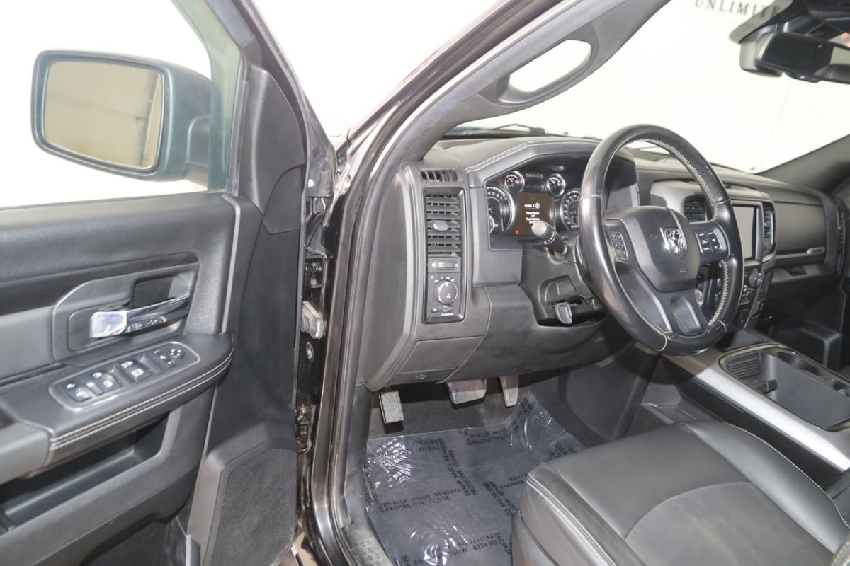 Used 2018 RAM 1500 Rebel w/ Luxury Group AWD/4WD image 38