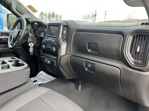 Certified 2022 Chevrolet Silverado 2500 Custom w/ Custom Convenience Package image 28