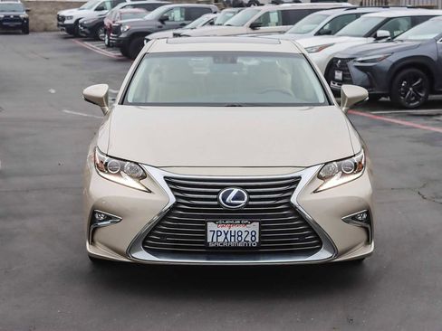 Used 2016 Lexus ES 300h image 6