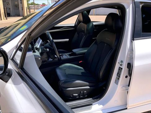 Used 2022 Kia K5 GT-Line w/ GT-Line Awd Premium Package image 8