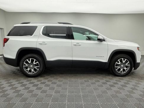 Used 2023 GMC Acadia SLT AWD/4WD image 6