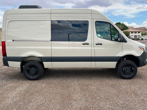 New 2026 Mercedes-Benz Sprinter 2500 image 6