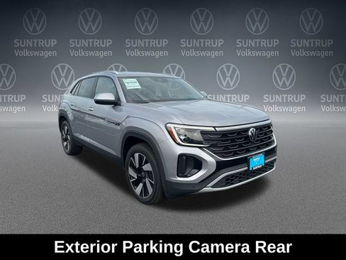 Used 2024 Volkswagen Atlas Cross Sport SE FWD image 8