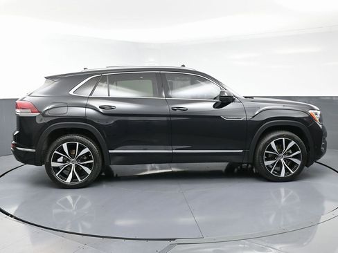 Used 2024 Volkswagen Atlas Cross Sport SEL Premium R-Line image 8