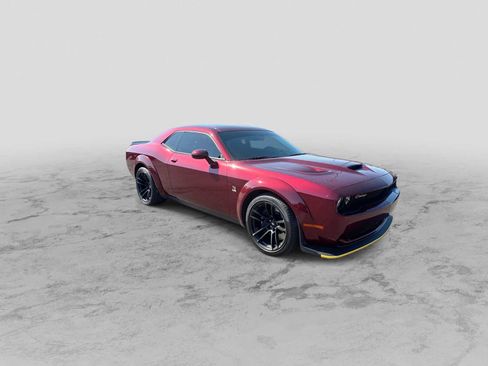 Used 2023 Dodge Challenger R/T Scat Pack RWD image 2