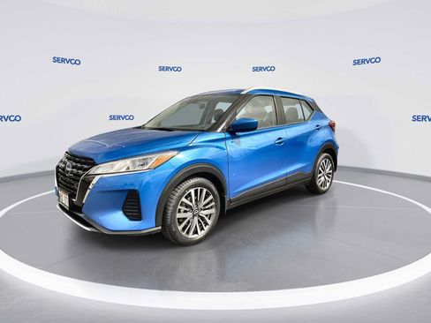 Used 2023 Nissan Kicks SV FWD image 4
