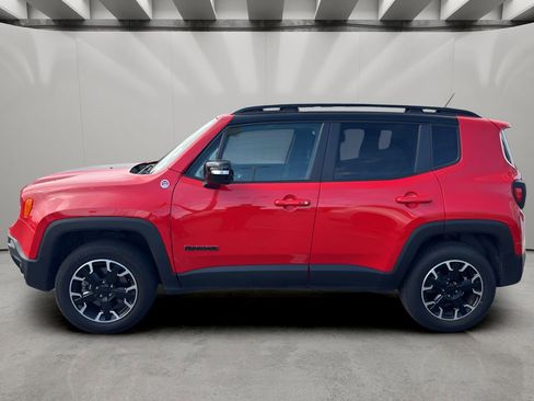 Used 2023 Jeep Renegade Trailhawk AWD/4WD image 2