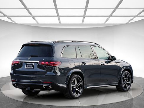 New 2026 Mercedes-Benz GLS 450 4MATIC image 4