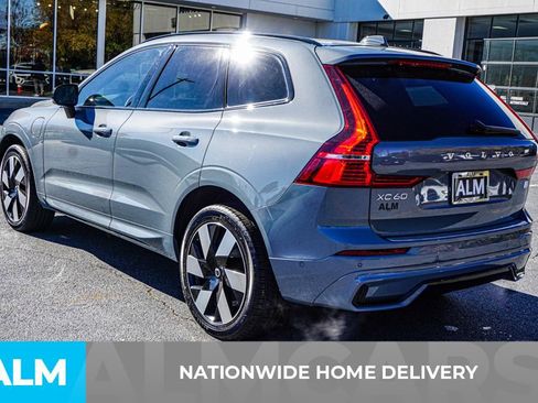 Used 2024 Volvo XC60 T8 Plus w/ Climate Package image 5