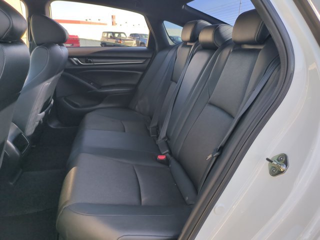 Used 2019 Honda Accord Sport image 17