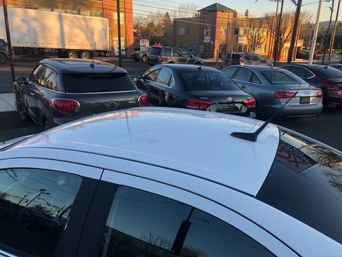 Used 2014 Chevrolet Sonic LT image 7