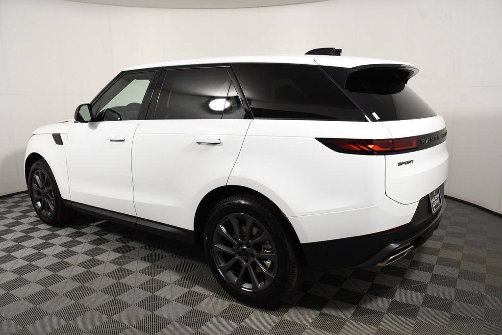 New 2026 Land Rover Range Rover Sport SE AWD/4WD image 3