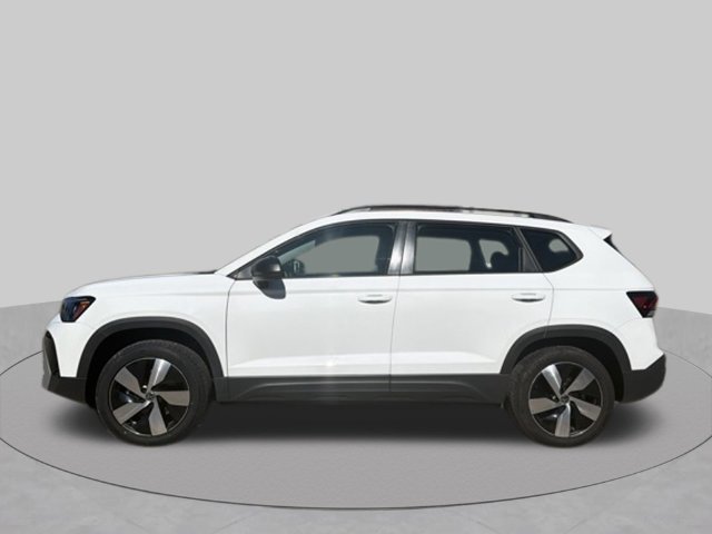 Used 2025 Volkswagen Taos S AWD/4WD image 2