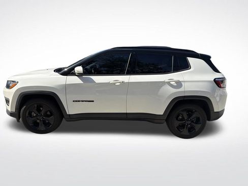 Used 2020 Jeep Compass Latitude FWD image 8