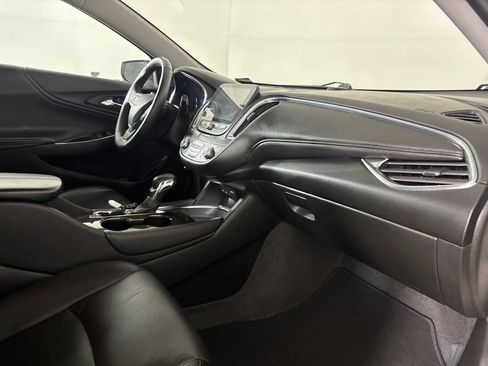 Used 2024 Chevrolet Malibu LT FWD image 29
