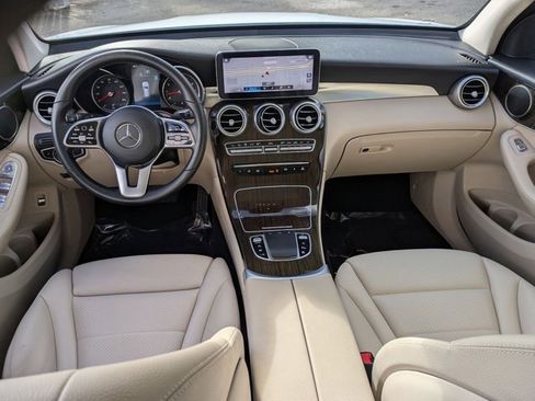 Used 2022 Mercedes-Benz GLC 300 image 18