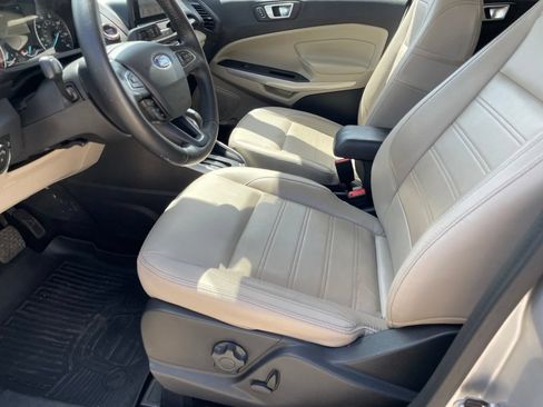 Used 2019 Ford EcoSport Titanium w/ Interior Protection Package AWD/4WD image 9