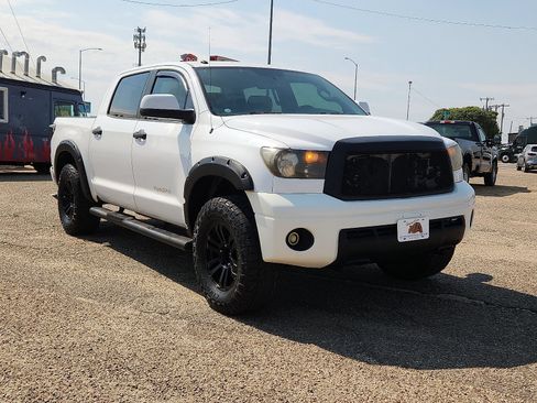 Used 2013 Toyota Tundra 2WD CrewMax w/ Tow Pkg image 6