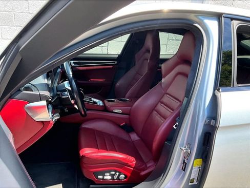Used 2019 Porsche Panamera GTS AWD/4WD image 5