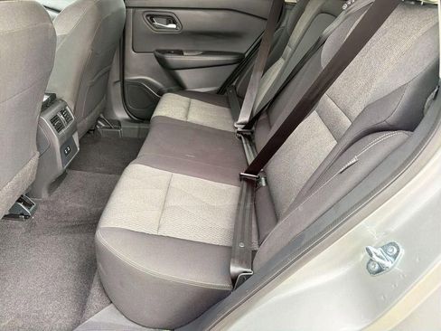Used 2025 Nissan Rogue SV FWD image 23