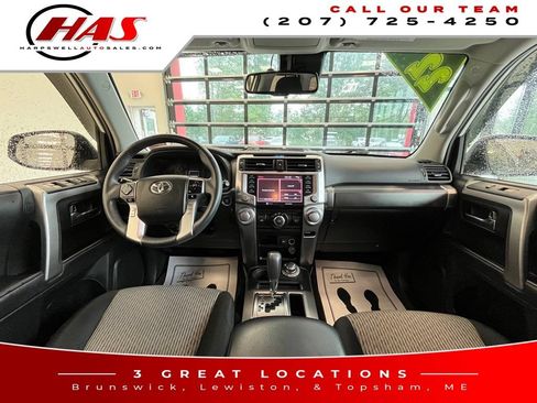 Used 2022 Toyota 4Runner SR5 AWD/4WD image 14