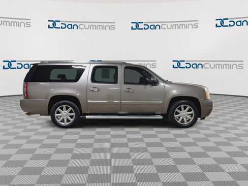 Used 2012 GMC Yukon XL Denali AWD/4WD image 9
