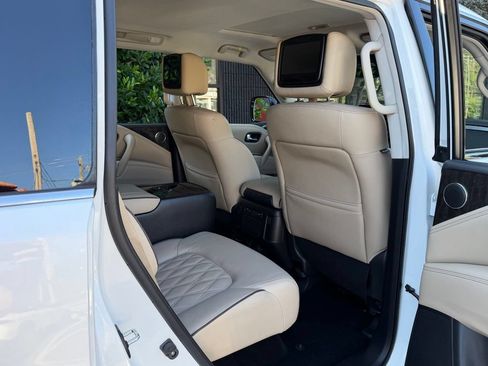 Used 2022 Nissan Armada Platinum w/ Captain's Chairs Package RWD image 39