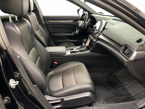 Used 2020 Honda Accord Sport image 32