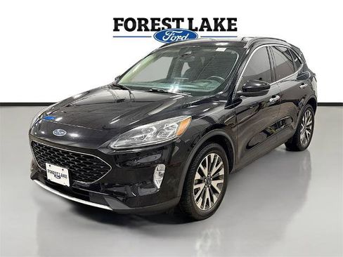 Certified 2020 Ford Escape Titanium image 3