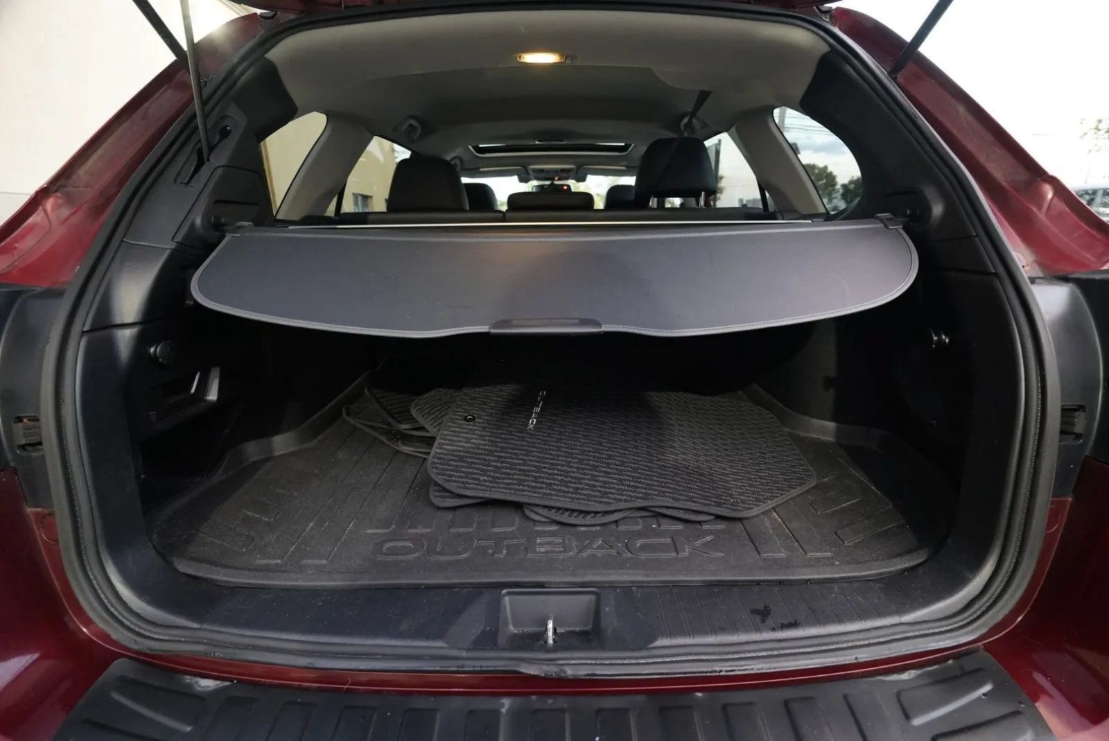 Used 2016 Subaru Outback 2.5i Limited AWD/4WD image 33