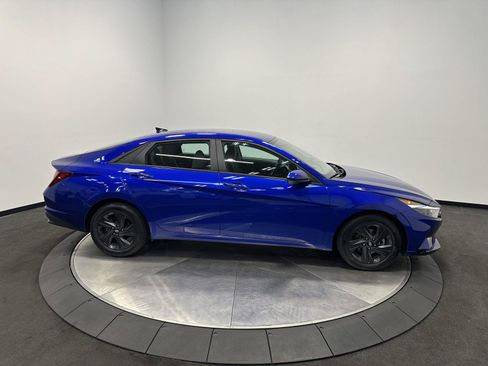 Certified 2023 Hyundai Elantra SEL w/ Cargo Package FWD image 8