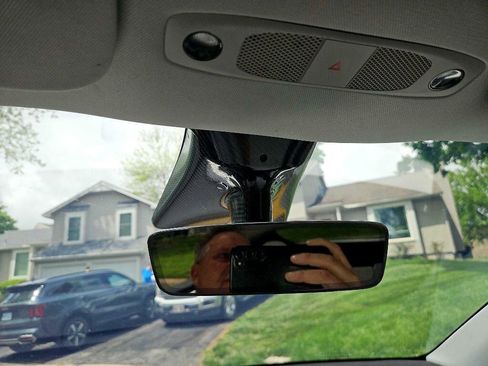 Used 2021 Tesla Model Y Performance image 32