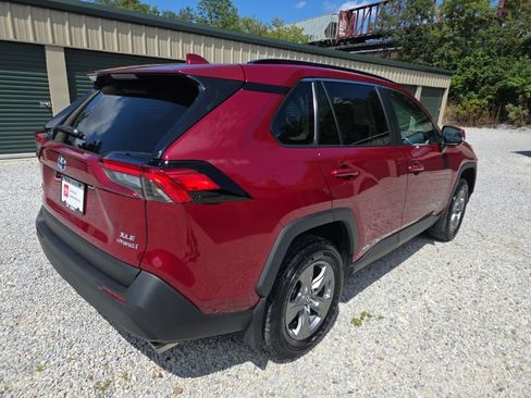 Certified 2024 Toyota RAV4 XLE w/ Convenience Package AWD/4WD image 7
