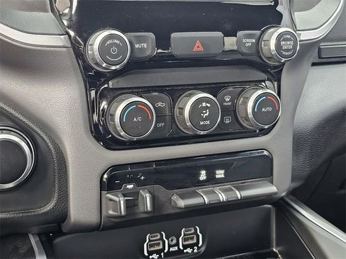 Used 2024 RAM 2500 Big Horn w/ Protection Group image 19