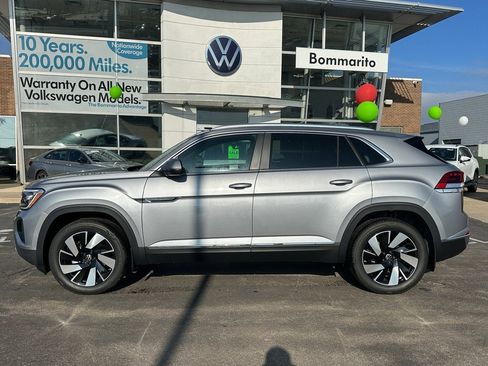 New 2026 Volkswagen Atlas Cross Sport SEL image 2
