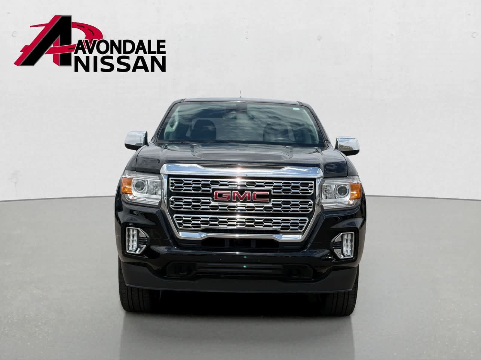 Used 2022 GMC Canyon Denali w/ Denali Black Edition Package AWD/4WD image 4
