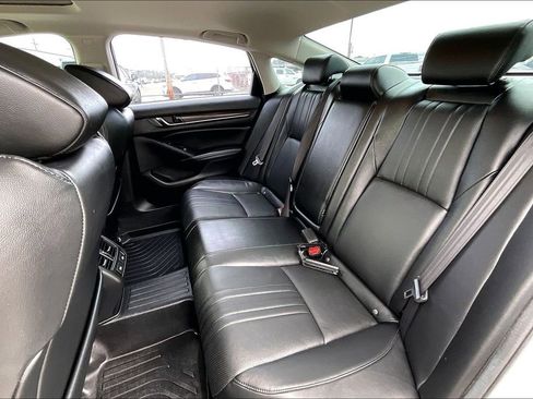 Used 2021 Honda Accord Touring image 19