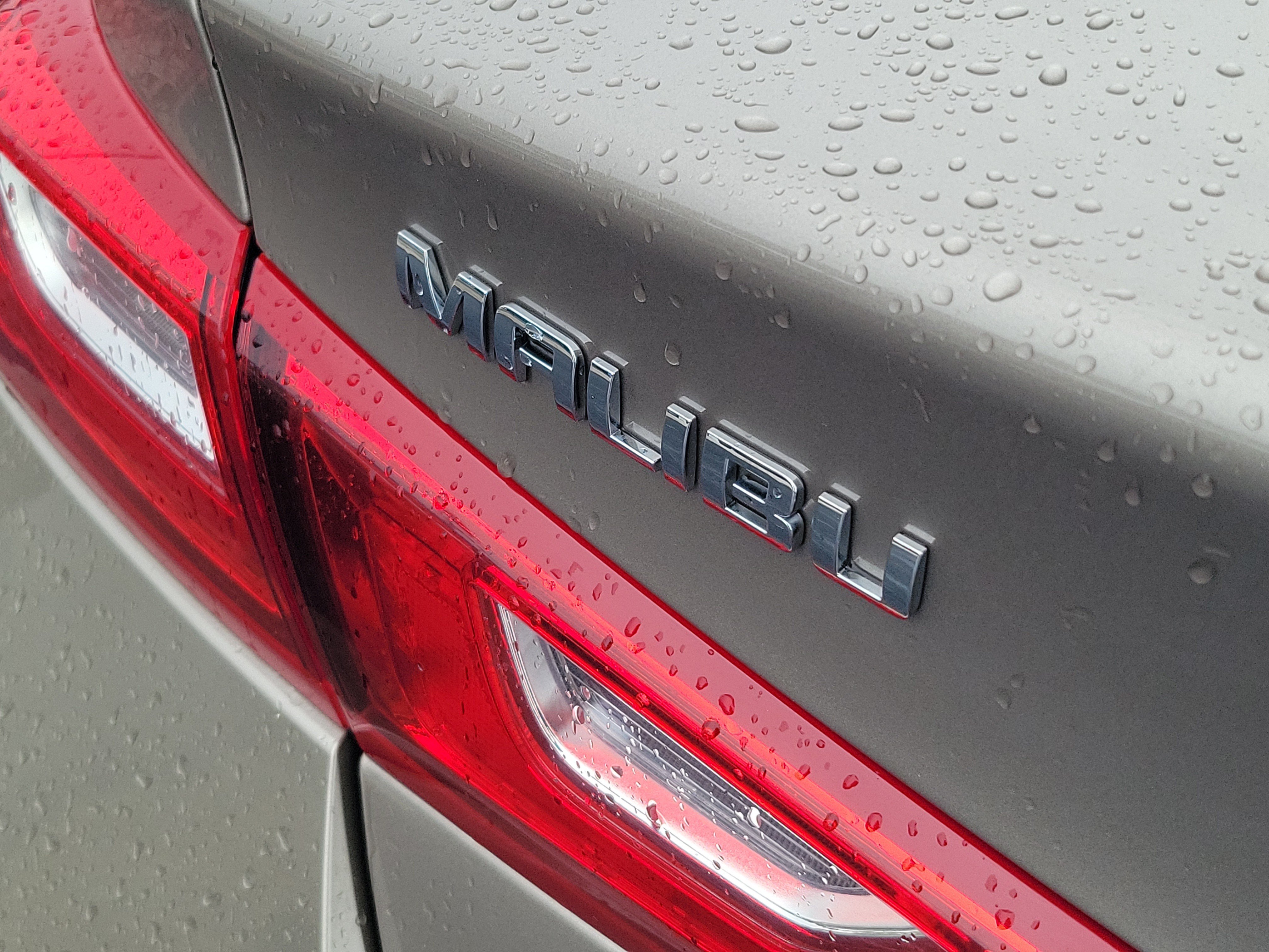 Used 2024 Chevrolet Malibu LT FWD image 7