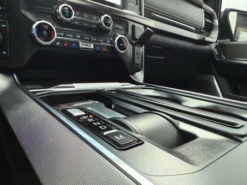 Used 2022 Ford F150 Platinum w/ Equipment Group 701A High image 33