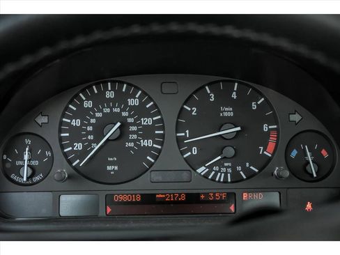 Used 2002 BMW 525i Sedan image 16