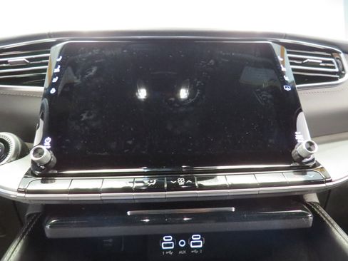 New 2026 Jeep Grand Wagoneer Limited image 25