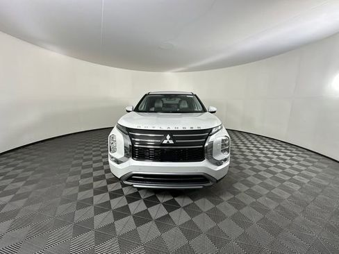 New 2026 Mitsubishi Outlander SE AWD/4WD image 2