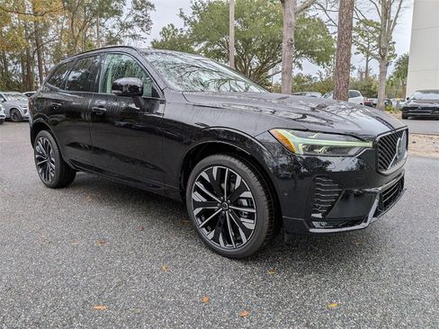 New 2026 Volvo XC60 B5 Ultra w/ Protection Package Premier image 2