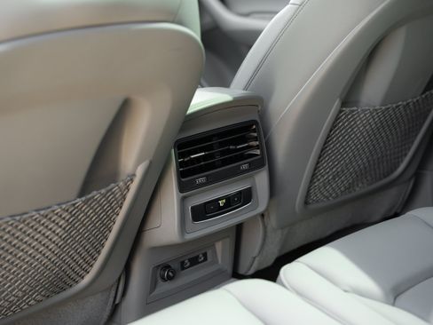 Certified 2022 Audi Q7 3.0T Premium Plus AWD/4WD image 25
