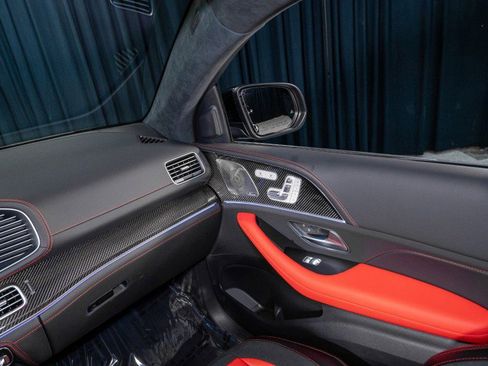 New 2026 Mercedes-Benz GLE 63 AMG S image 27