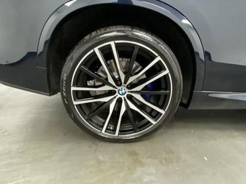 Used 2019 BMW X5 xDrive50i w/ M Sport Package AWD/4WD image 18