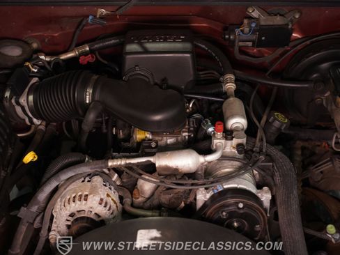 Used 1998 GMC Sierra 1500 2WD Extended Cab w/ Imagemax Pkg image 33