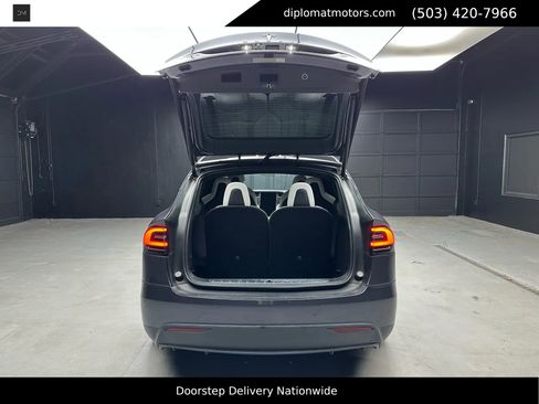 Used 2019 Tesla Model X Performance image 42